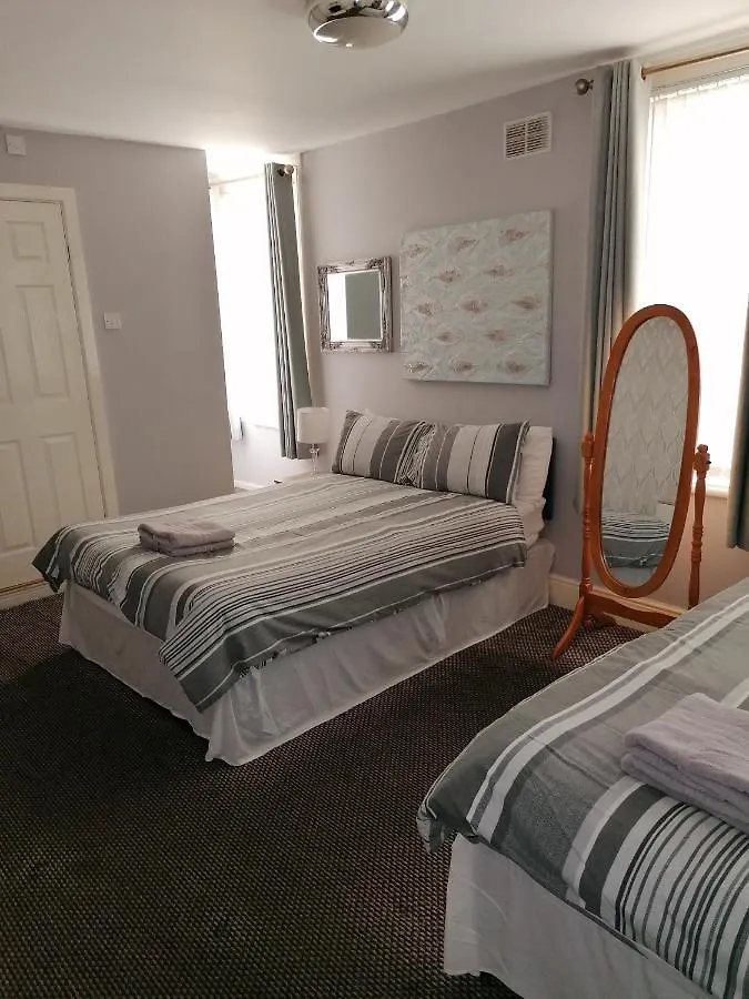 The Kirkview Bed & Breakfast Blackpool 0*,
